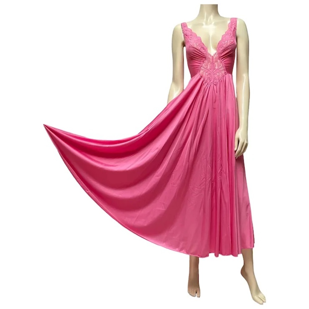 100% Nylon, Vintage, Olga, Nightgown